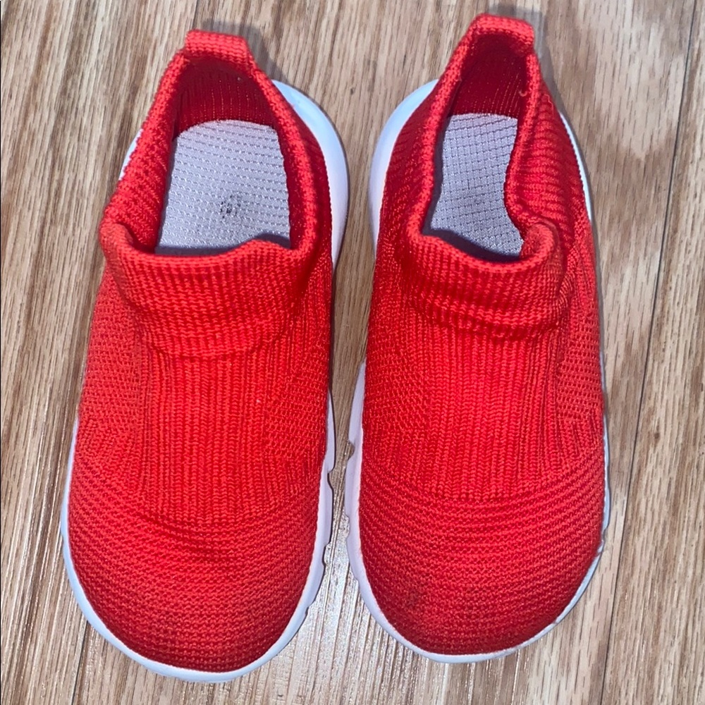 SHEIN Red Slip on toddler shoe
